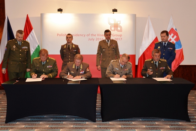 Meeting of V4 Chiefs of General Staff  (1)