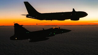 Speciální výcvik v Čáslavi: Tamní stíhači už Gripeny natankují i při nočních letech