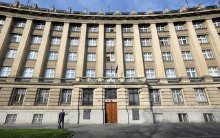 Armáda jednala se zástupci Parlamentu ČR a samosprávy o budoucnosti letiště Plzeň-Líně 