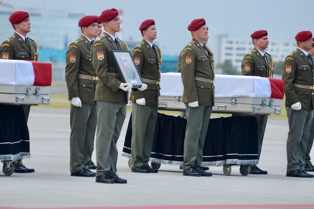 Mourning ceremony at Ruzyne Airport, Prague