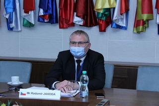 Evropští ministři obrany jednali o bezpečnostních a obranných dopadech pandemie