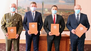 Vojenská třída v Sokolově byla stvrzena podpisem společné smlouvy