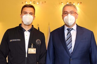 Ministr obrany přijal před OH v Tokiu atleta Víta Müllera