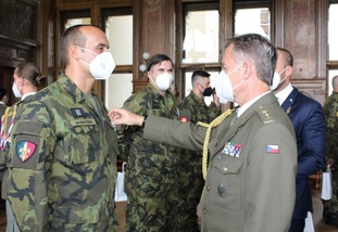 Záložníci uctili v Kolíně památku svého patrona štábního kapitána Václava Morávka