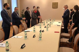 Delegations in session 