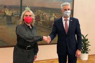 Minister Jana Černochová welcomed Minister Artis Pabriks in her office