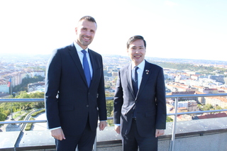 Náměstek Blažkovec jednal se svým jihokorejským protějškem