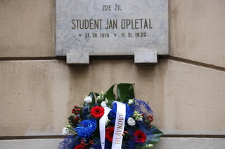 Roky 1939 a 1989 jsou odlišné, ale spojuje je touha lidí žít ve svobodě, řekl náměstek Šulc