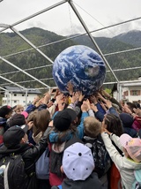 Vesmírná raketa SpaceBuzz vyráží na cestu Českem - Ministerstvo obrany představí moderní armádu i příběh českého vojenského pilota na cestě do vesmíru