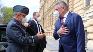 Ministr Metnar: Svět není bezpečnější, členství v NATO je nejlepší obrannou zárukou