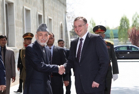 Afghan President Hamid Karzai and Czech Prime Minister Petr Necas 