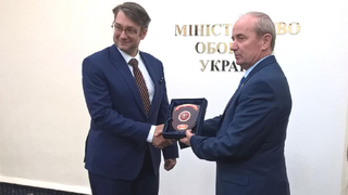 Náměstek Landovský podpořil na ukrajinském veletrhu české firmy a jednal o spolupráci v obraně