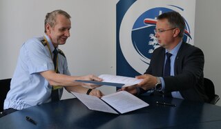 Díky nové dohodě budou moci vojenští piloti létat bez zkoušek i v civilu