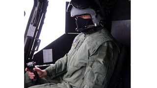 Armáda má nové piloty z civilu a hlásí: Chceme další!