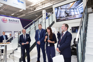 ČR se řadí ke špičce ve výrobě leteckých motorů a letadel. Produkty vystavila na veletrhu v Paříži