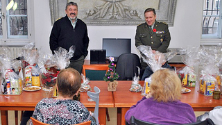 Generál Opata navštívil válečné veterány v Olomouci