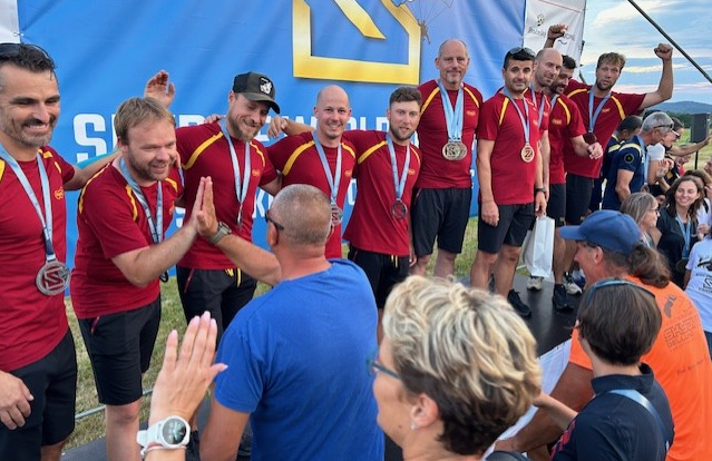 Ve Strakonicích byli v přesnosti bezkonkurenční. Parašutisté Dukly ovládli Světový pohár v týmech i jednotlivcích 