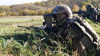 Vojáci z Bučovic při cvičení HORIZONT III maskovali vozidla a stavěli obranné postavení