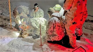 Přežití na souši i pod ledem v zemi tisíců jezer. Přáslavičtí si vyzkoušeli výcvik přežití ve Finsku