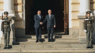 Ministr obrany Jaromír Zůna jednal se svým arménským protějškem Surenem Papikjanem