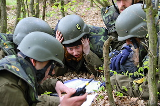 Kurz přežití pro novináře a humanitární pracovníky se letos neuskuteční
