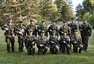 Vojenskou službu vnímám jako rodinnou tradici. Sloužit v armádě jsem chtěl už jako malý kluk,“ říká čerstvý záložák Jan Mikula