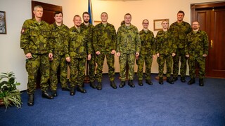 Náčelník Generálního štábu AČR poprvé ve funkci oceňoval za záchranu života