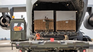 Do ČR dorazil simulátor AH-1Z Viper, piloti na něm začnou cvičit v létě