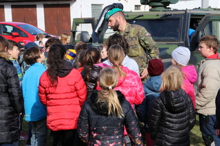 Miny či robota, nejen to ukázali ženisté na školách v jižních Čechách