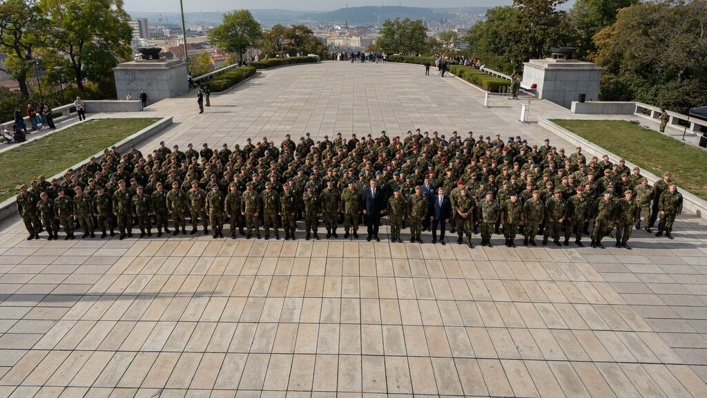 Obrana České republiky nezačíná na jejích hranicích. Vojáci se vrátili z východního křídla NATO 