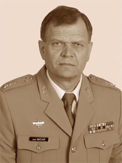 (2015)