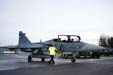 fotografie 1 - cvičný dvoumístný Gripen