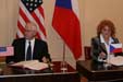 Z podpisu dokumentů v Londýně